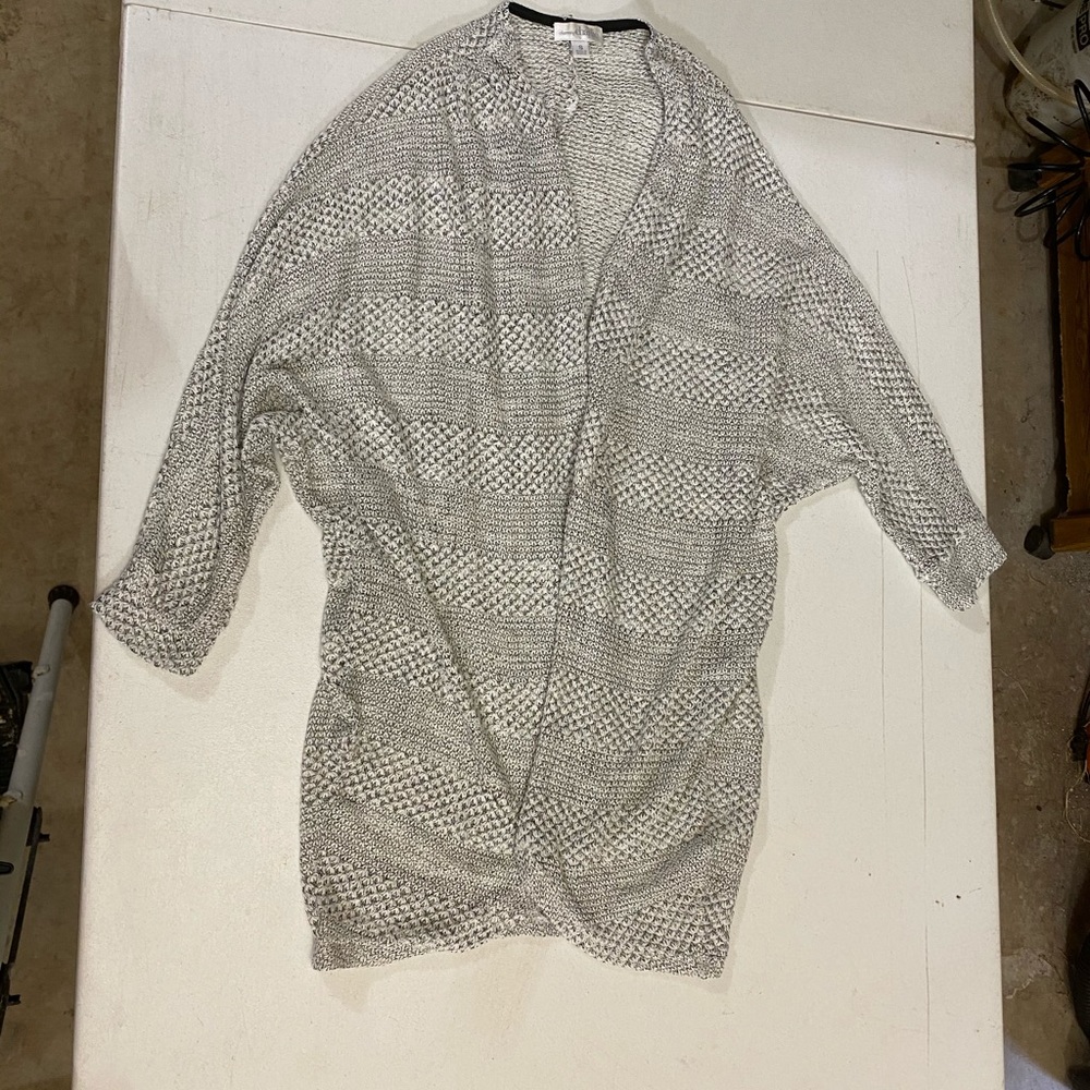 Cardigan - Picture 2 of 3